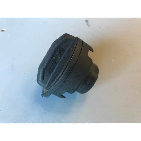 Bouchon de réservoirVOITPOLOBLEULOT:A1148209used