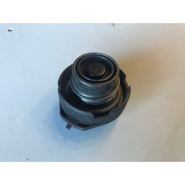 Bouchon de réservoirVOITPOLOBLEULOT:A1148209used
