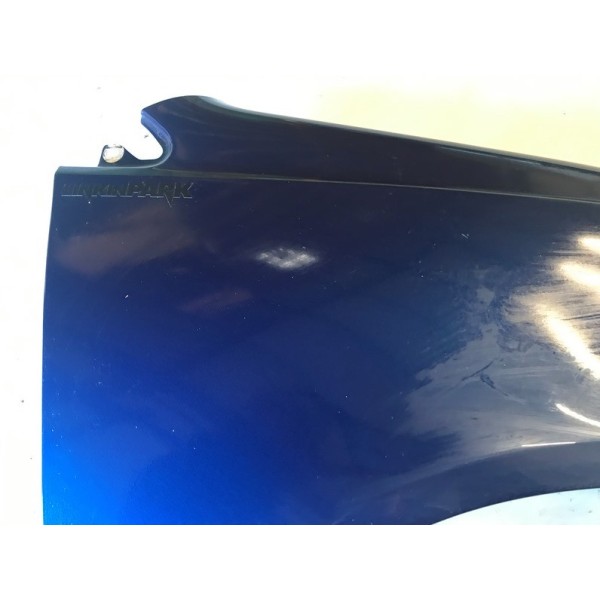Aile avant droiteVOITPOLOBLEULOT:B1148233used