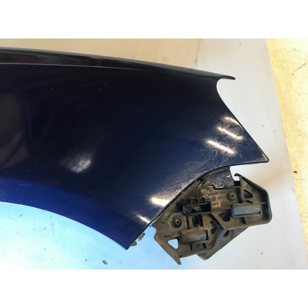 Aile avant droiteVOITPOLOBLEULOT:B1148233used