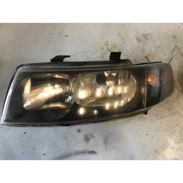 Optique de phare avant gauche 2VOITLEONROUGELOT:B1148021used