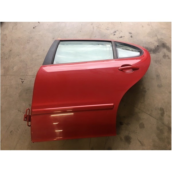 Porte arrière gaucheVOITLEONROUGELOT:B1147885used