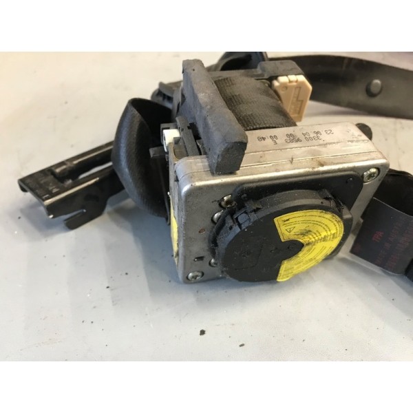Pretensionneur de  ceinture 1VOITLEONROUGELOT:B1147893used