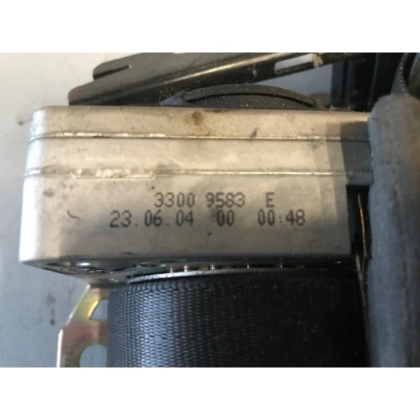Pretensionneur de  ceinture 1VOITLEONROUGELOT:B1147893used