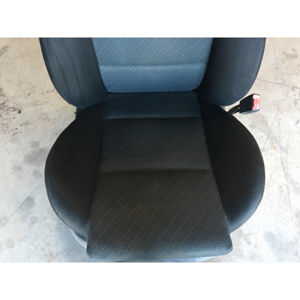 Siège passagerVOITLEONNOIRLOT:E1147727used