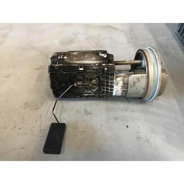 Pompe a essenceVOITLEONNOIRLOT:E1147759used