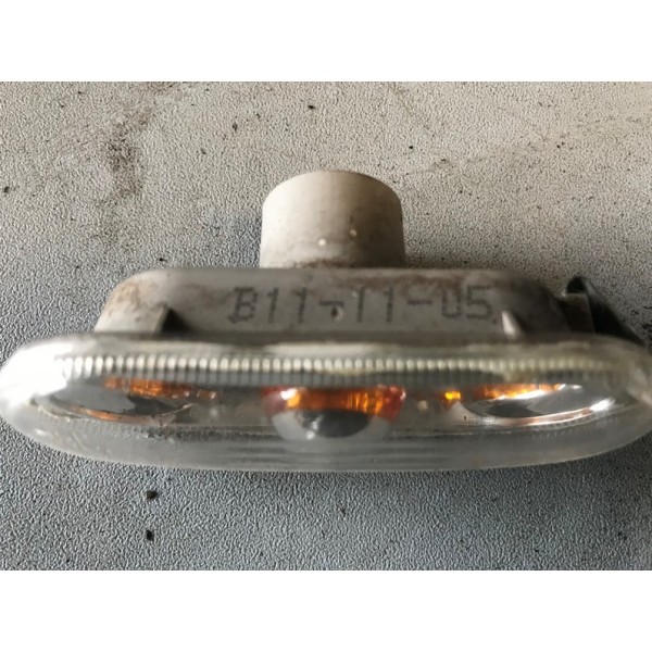 Repetiteur clignotantVOITLEONROUGELOT:B1147985used