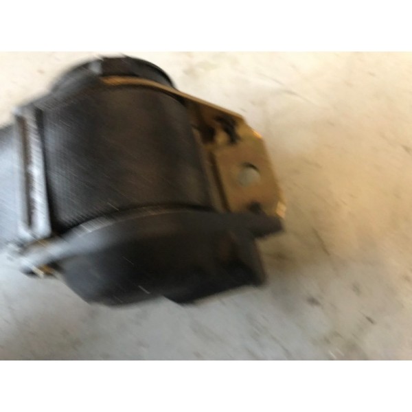 Pretensionneur de ceinture 3VOITLEONROUGELOT:B1147941used