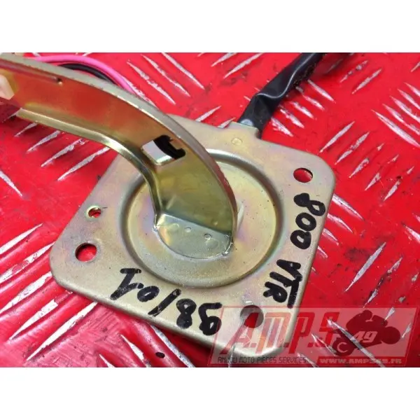 Jauge a carburant 800 VFR 98 99 00 01- pièce moto occasion