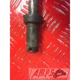 Axe de roue arriere 900 XJ Diversion 4KM 95 96 97 98 99 00 01 02 03