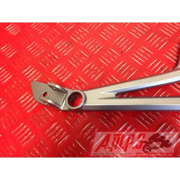 Platine repose pied droit ER5 99 00 01 02 03 04 05- pièce moto occasion