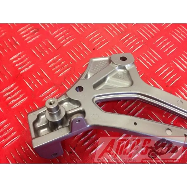 Platine repose pied droit ER5 99 00 01 02 03 04 05- pièce moto occasion
