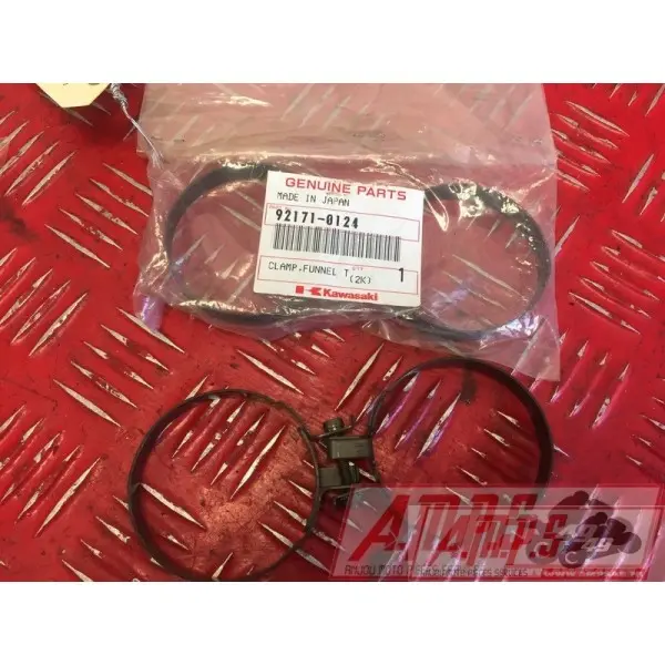 4 Colliers de pipe d'admission ZX6R 03 04- pièce moto occasion