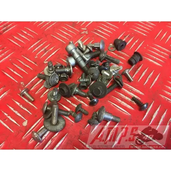 Cache plastique 650 SV 07 08 09