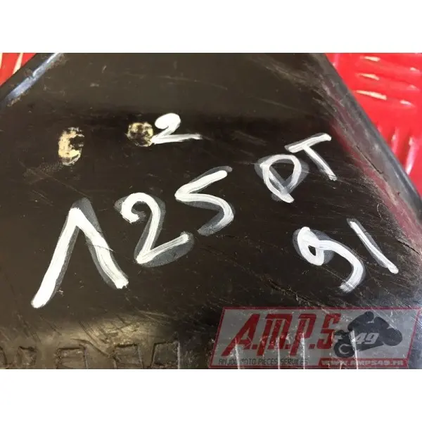Protection de main droite 125 DT- pièce moto occasion