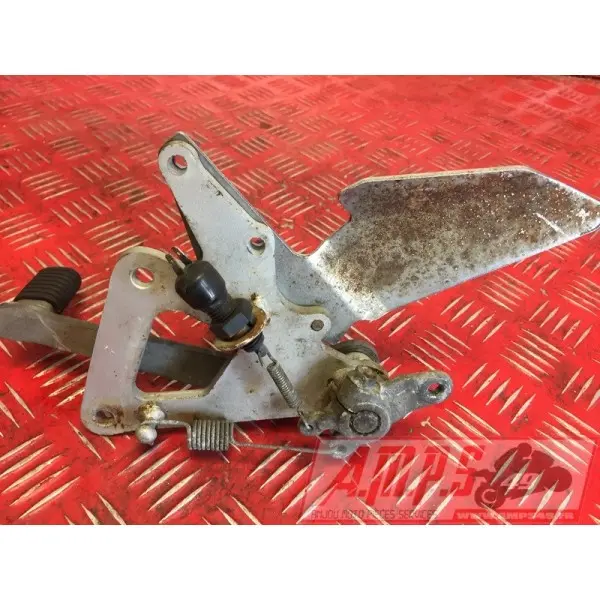 Platine repose pied droite avec pédal de frein 500 GSE 1989 à 2000