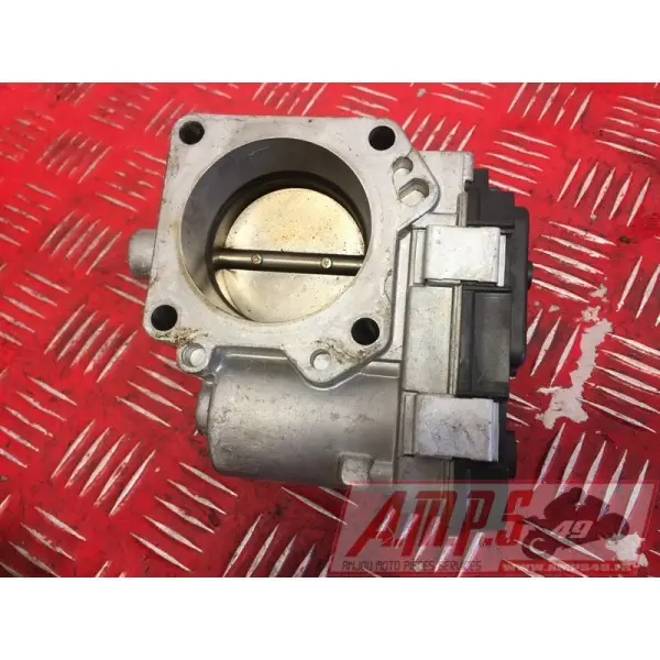 Rampe d'injection 821 Hyperstrada 2013 à 2016