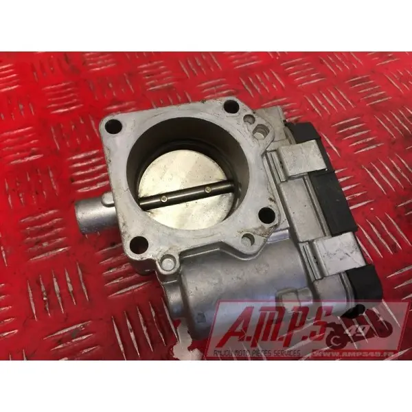Rampe d'injection 821 Hyperstrada 2013 à 2016