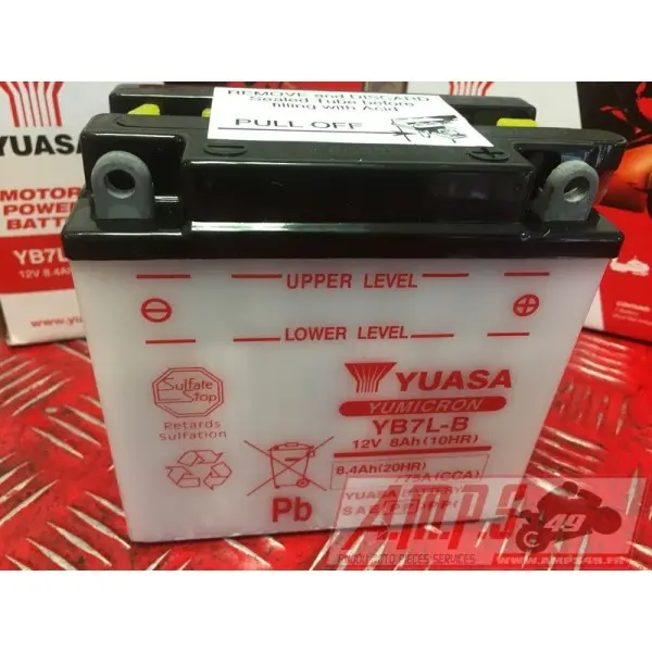 Batterie Yuasa YB7L-B- pièce moto occasion