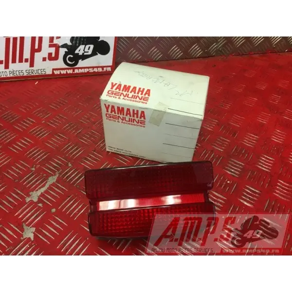 Feux arrière 1200 XJR 1998 4PU-84710-00- pièce moto occasion