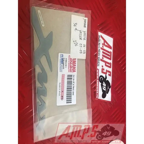 1c0-f1781-00 Stickers origine de Xmax YP125R- pièce moto occasion