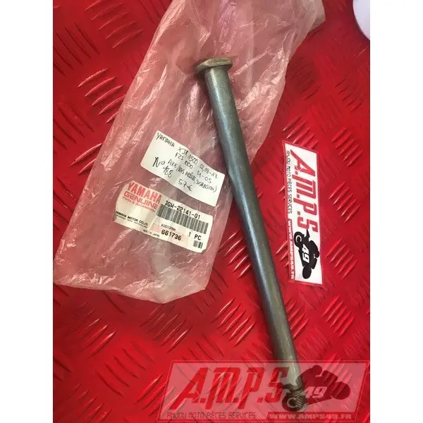2001-2005 Yamaha FZ1 FZ-1 FZ1000 YZF1000 - FZR1000 - YZF750 axe de bras oscillant 3GM-22141-01- pièce moto occasion