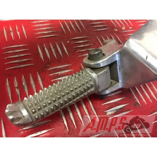 Platine repose pied passager gauche YZF 1000 R Thunderace 1996 à 2003