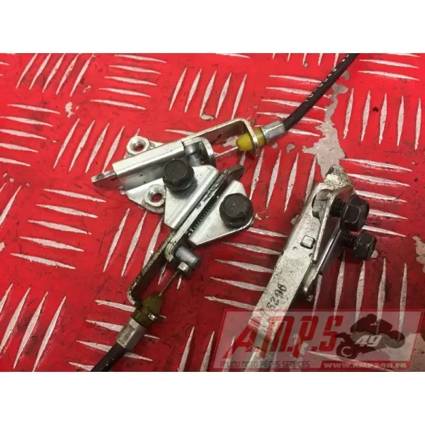 Vérrouillage de selle passager Z 750 2007 - 2012