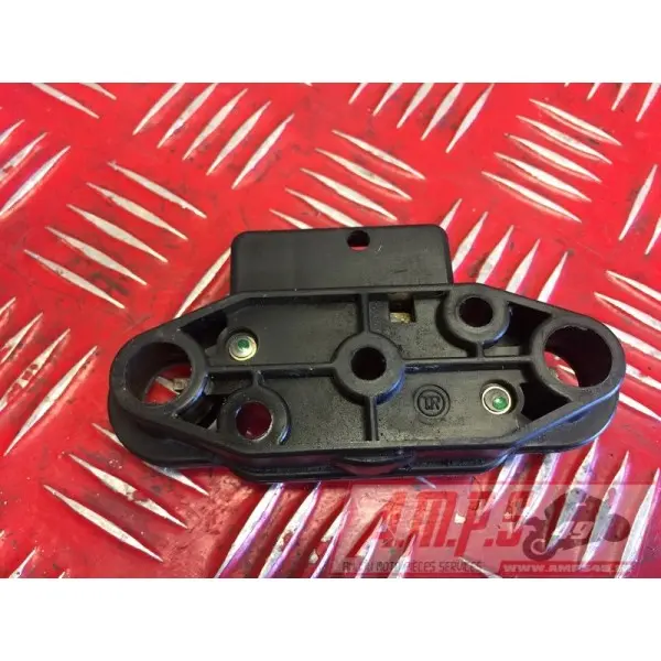 Vérrouillage de selle passager 650 SV S 1999 à 2002