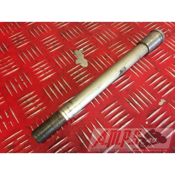 Axe de roue avant Z 750 2007 à 2012