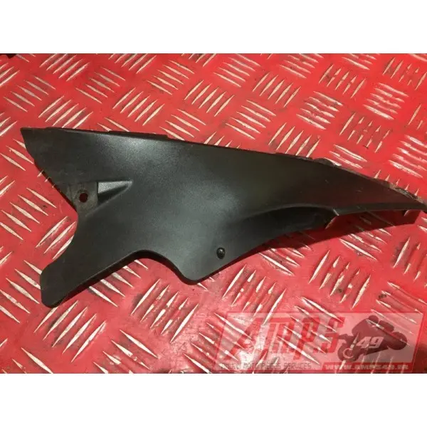 Cache plastique R1 2004 à 2006