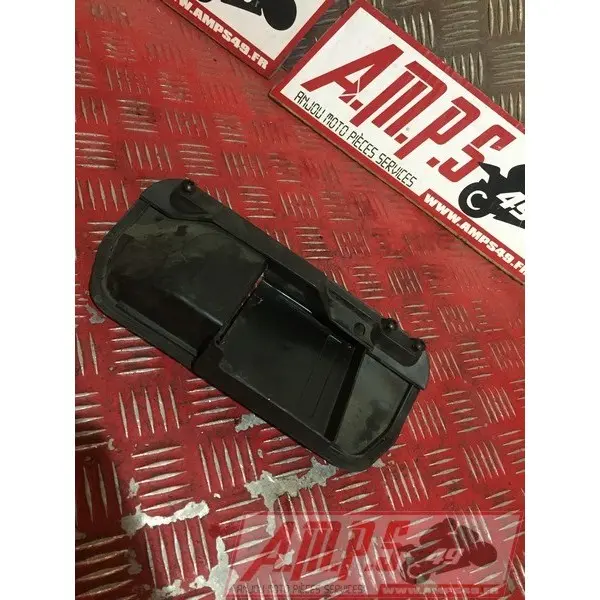 Cache plastique R1 2004 à 2006