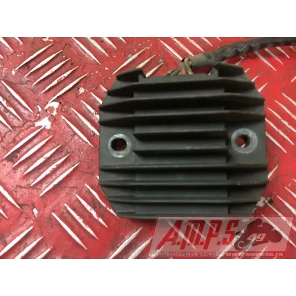 Regulateur de tension