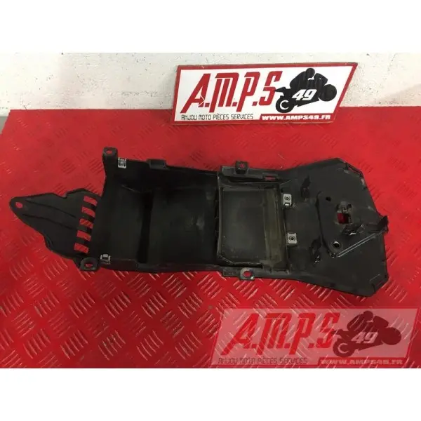 Passage de roue bac a batterieRSV410AZ-809-SFH4-C3331730used