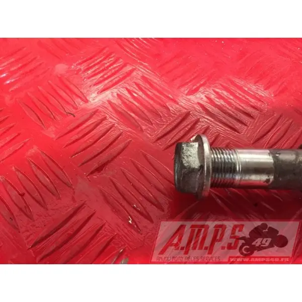 Axe de bras oscillant