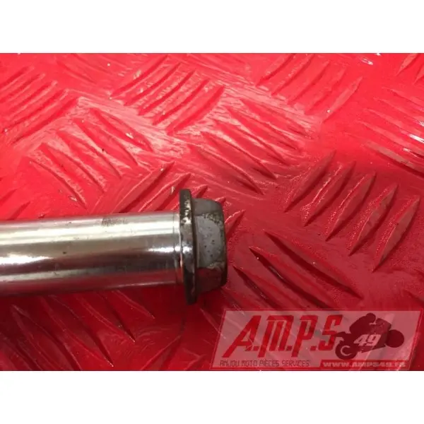 Axe de bras oscillant