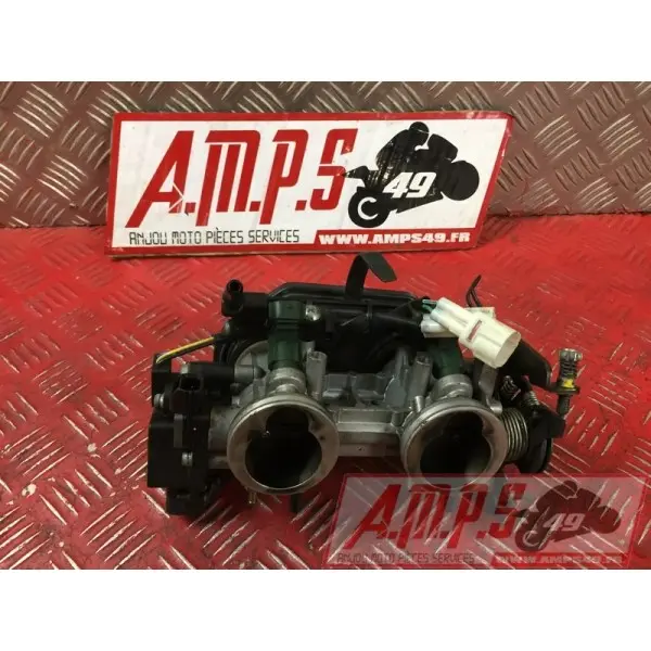 Rampe d'injection Kawasaki VERSYS 650 2007 à 2009VERSYS65008DV-607-ALB3-E5333521new