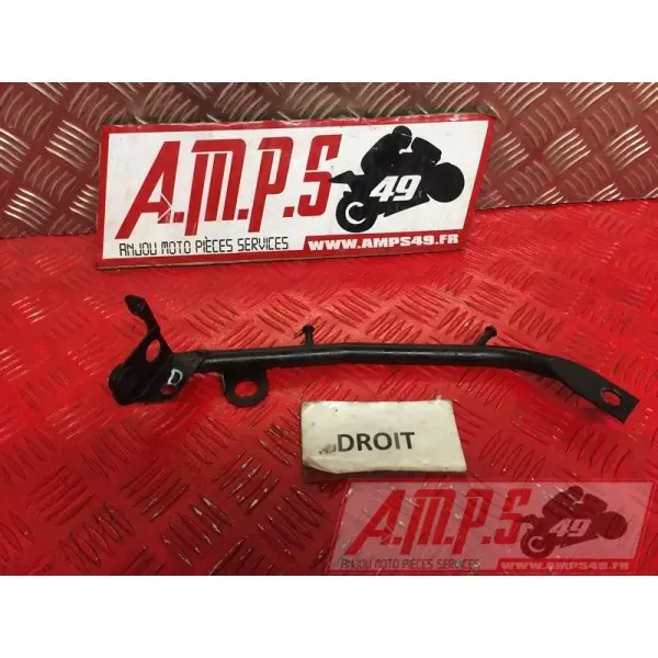 Support arrière droit