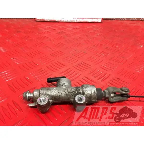 Maitre cylindre de frein arriereER6F12CP-558-EMB3-D3334344used