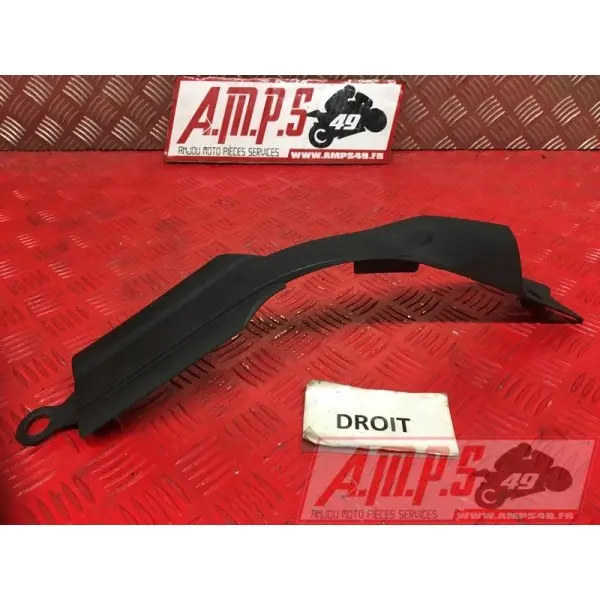 Plastique droitER6F12CP-558-EMB3-D3334565used