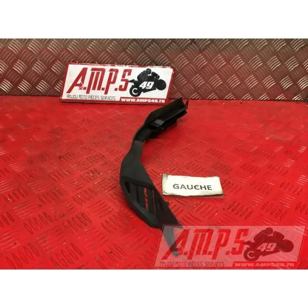 Plastique gaucheER6F12CP-558-EMB3-D3334568used