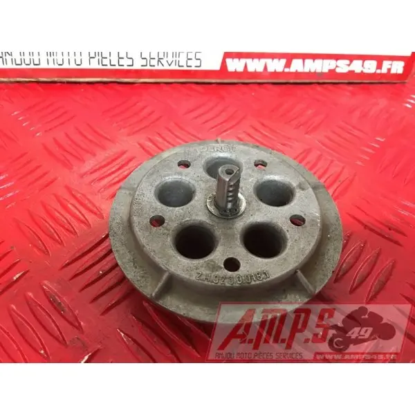 Plateau de pression d'embrayage