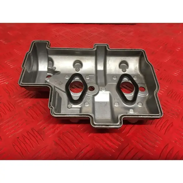 Cache culbuteur avant