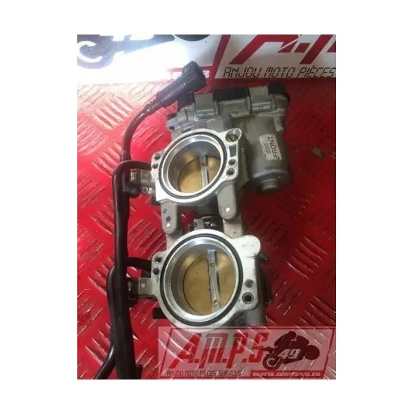 Corps Front Boitier papillion RSV4 R 09 10 11 12