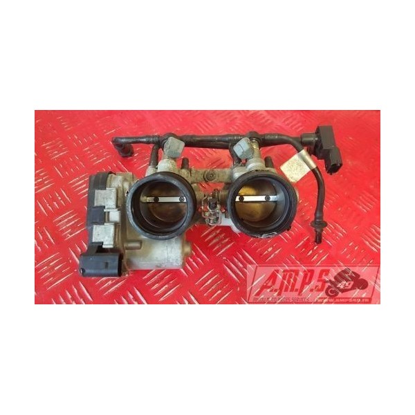 Rampe d'injection FRONT RSV4 R 09 10 11 12