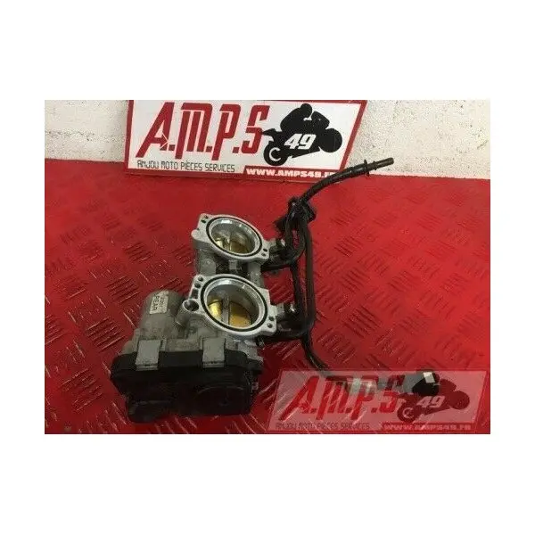 Rampe d'injection Rear Aprilia RSV4 R 2009 à 2011