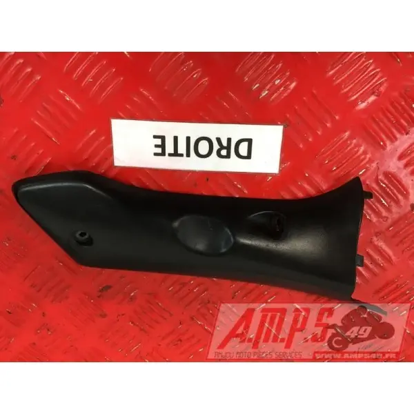 Cache plastique interieur tete de fourche droitYZF600R97AS-471-JG343371used