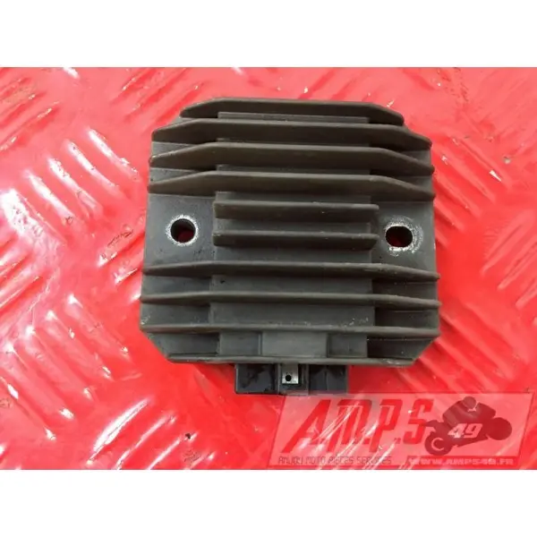 Regulateur de tension Yamaha YZF 600 R ThundercatYZF600R97AS-471-JG343429used