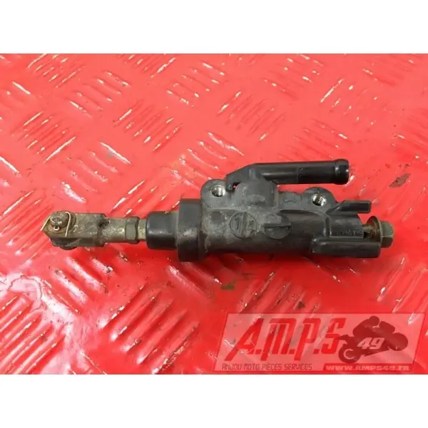 Maitre cylindre de frein arriere Yamaha YZF 600 R ThundercatYZF600R97AS-471-JG343550used