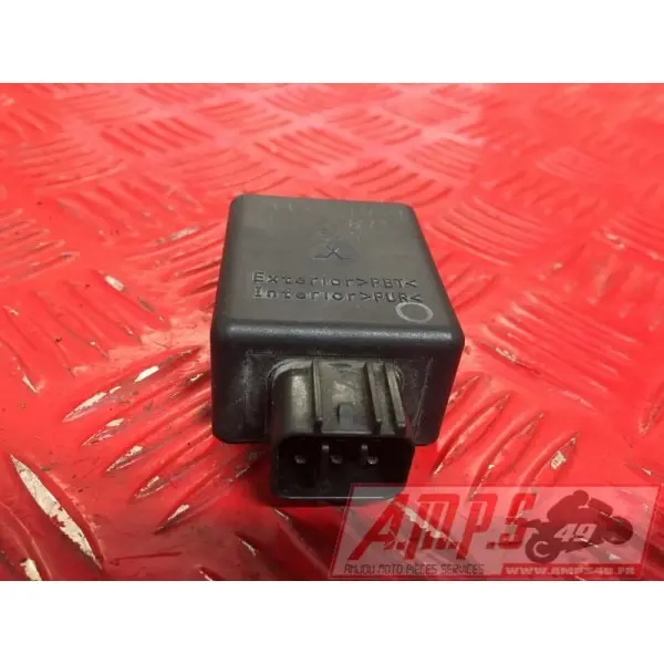 Relais Kawasaki ZR-7 1999 à 2004ZR7994878XS17B3-F1343603used